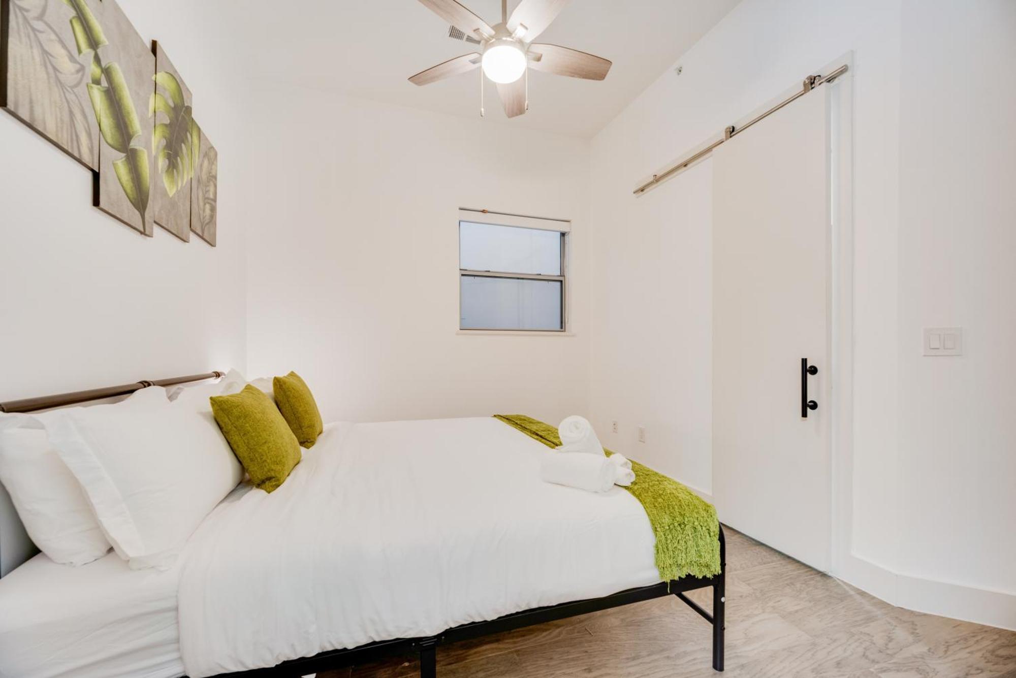 Snazzy Loft Style 2Br I Gym I Parking I Workspace Dallas Exterior foto
