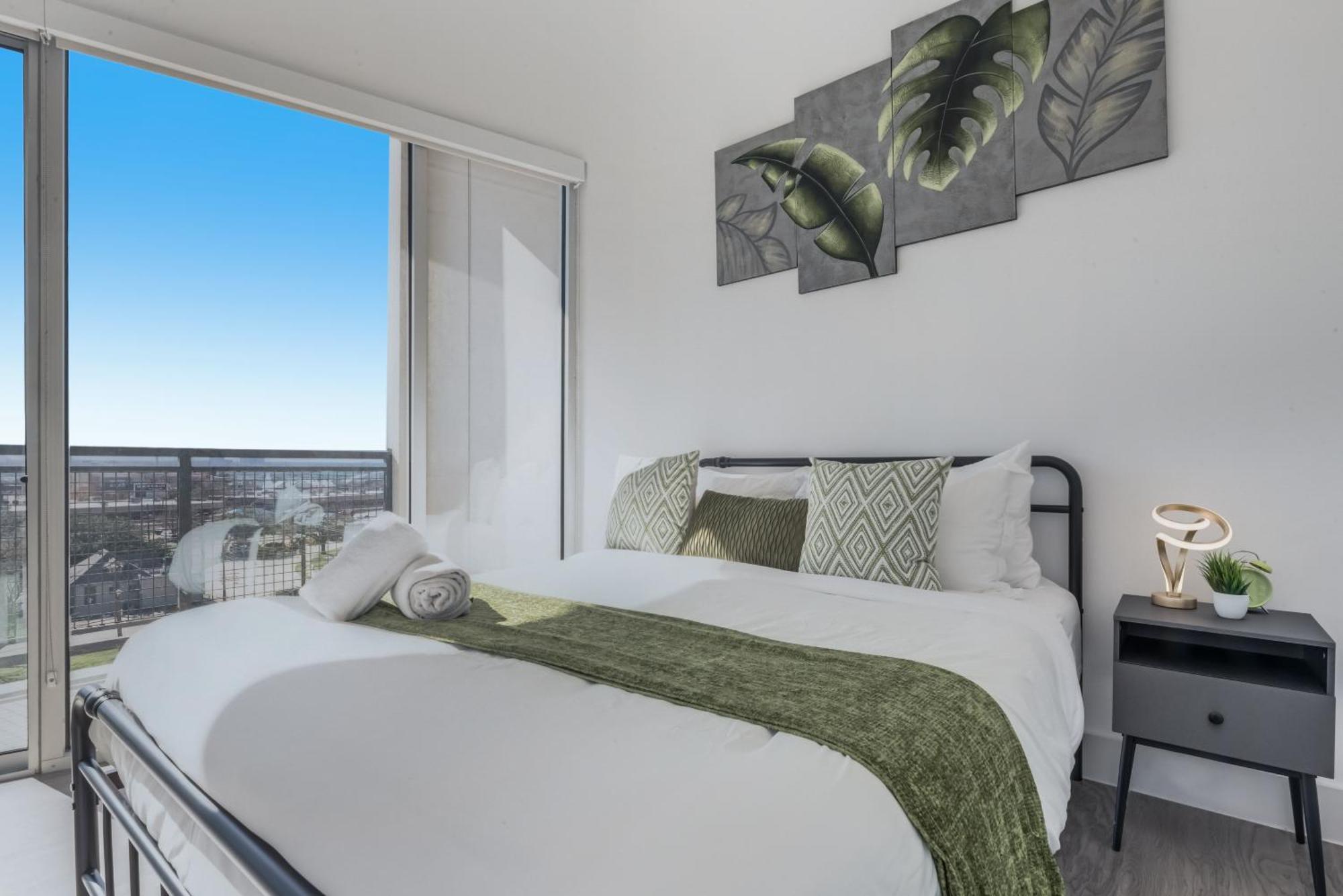 Snazzy Loft Style 2Br I Gym I Parking I Workspace Dallas Exterior foto
